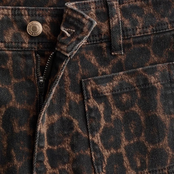 H&M Flare Leopard Print Jeans - Picture 3 of 3